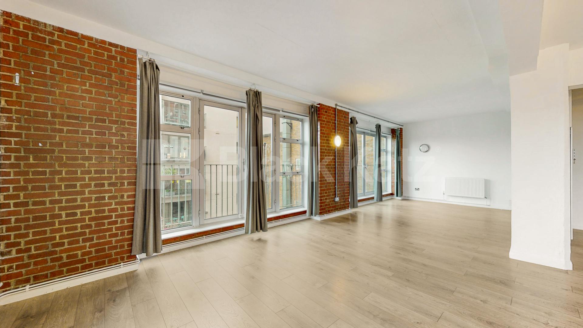 Spacious Studio located within a warehouse conversion with exposed brick  Ability View - Kingsland Road, Haggerston